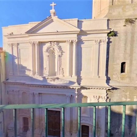 La Terrasse Ensoleillee Arles Camargue Daire Dış mekan fotoğraf