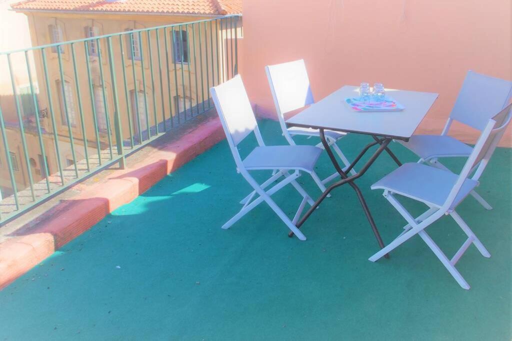 La Terrasse Ensoleillee Arles Camargue Daire Dış mekan fotoğraf